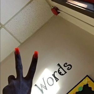 Meet your Posher, Lovely